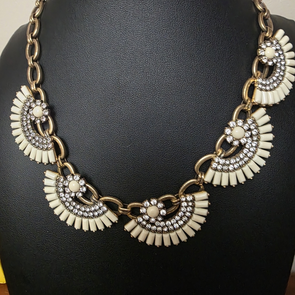 J. Crew Necklace. Stunning Cream And Rhinestone Accents Gold Tone Chain.